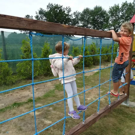 Lesny Dworek Winnica * ダルウォボ