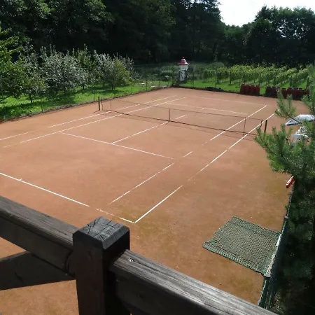 ホリデーパーク Lesny Dworek Winnica *