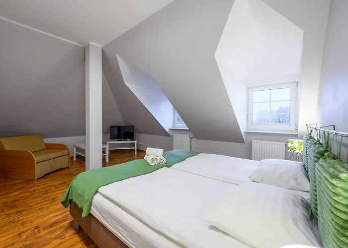 Parque de vacaciones Lesny Dworek Winnica *