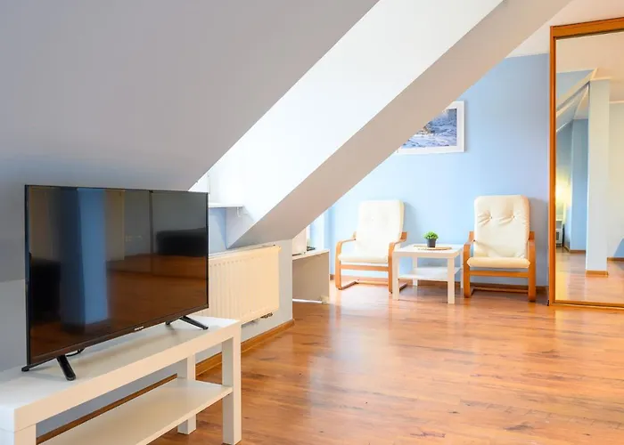 Lesny Dworek Winnica Parque de vacaciones *